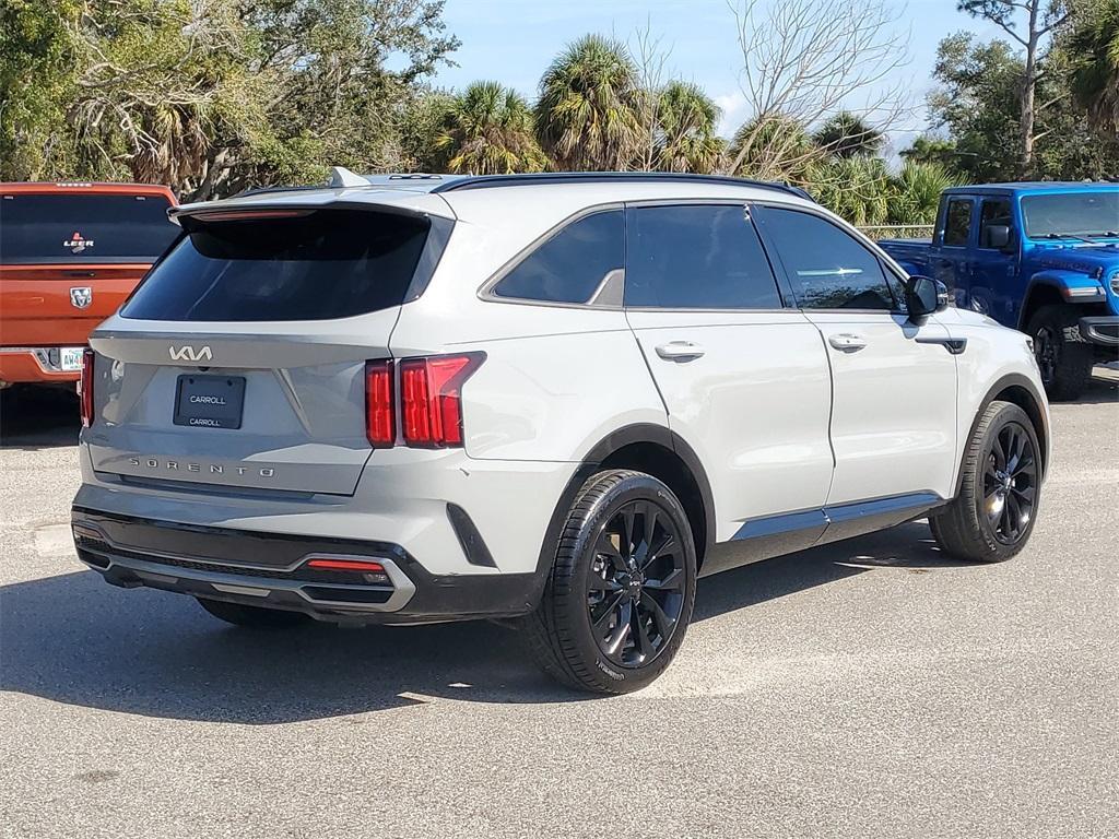 used 2022 Kia Sorento car, priced at $24,899