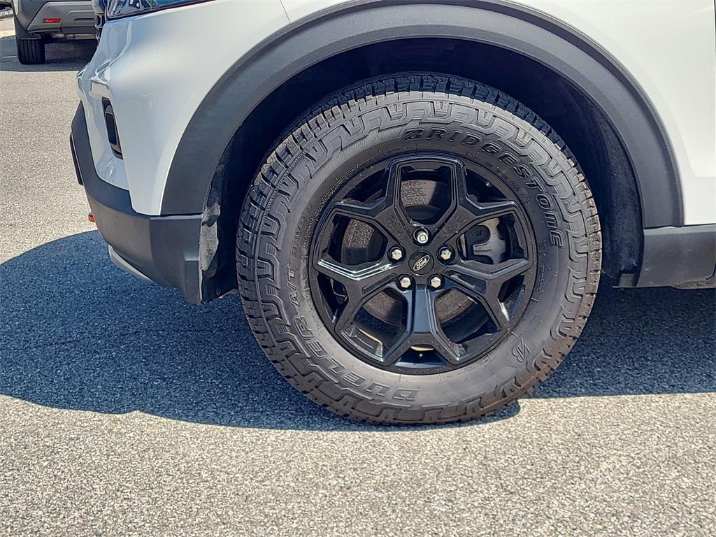 used 2022 Ford Explorer car, priced at $37,999