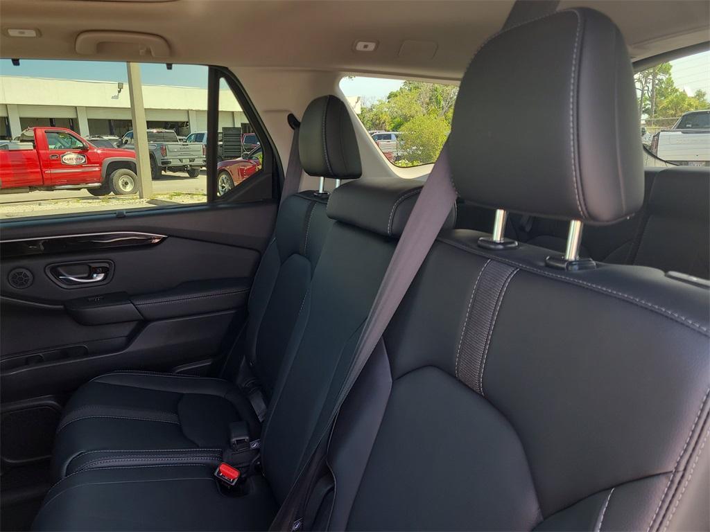 used 2023 Honda Pilot car, priced at $37,899