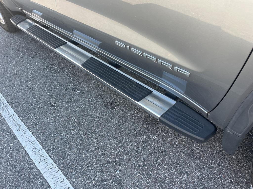 used 2019 GMC Sierra 1500 car, priced at $31,899