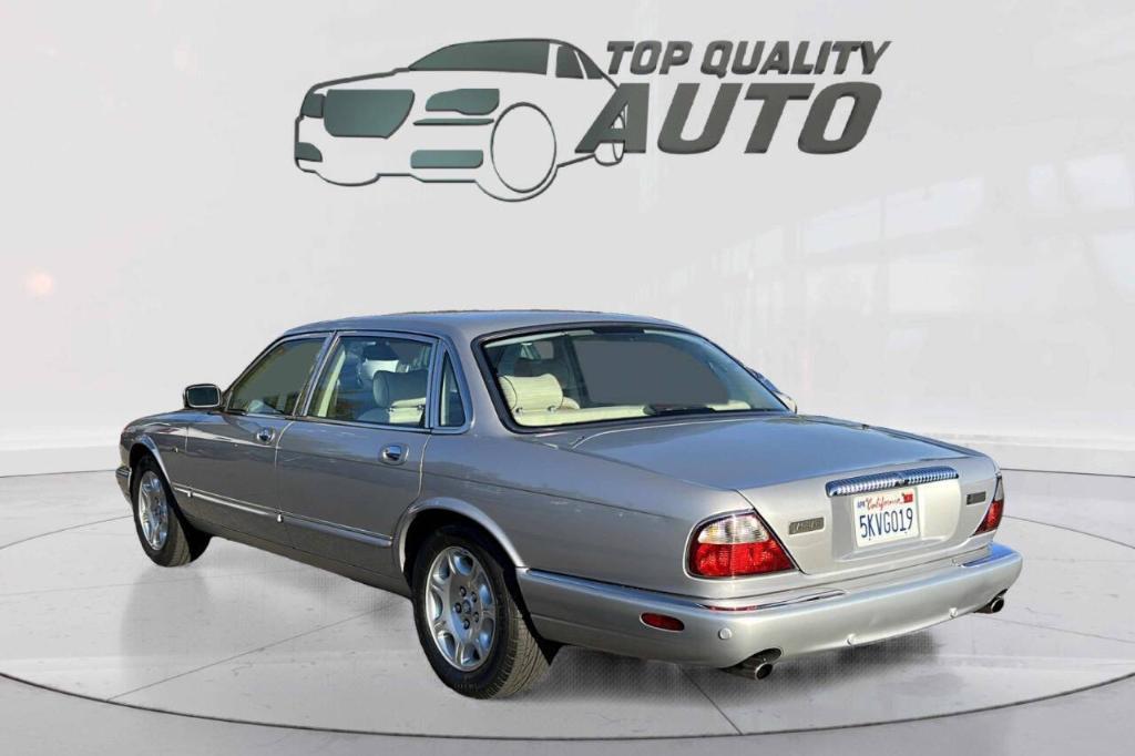 used 2001 Jaguar XJ8 car, priced at $7,995