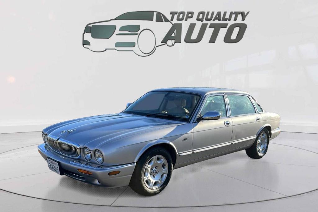 used 2001 Jaguar XJ8 car, priced at $7,995