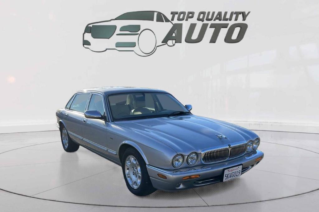 used 2001 Jaguar XJ8 car, priced at $7,995