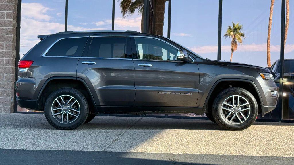 used 2019 Jeep Grand Cherokee car, priced at $17,990