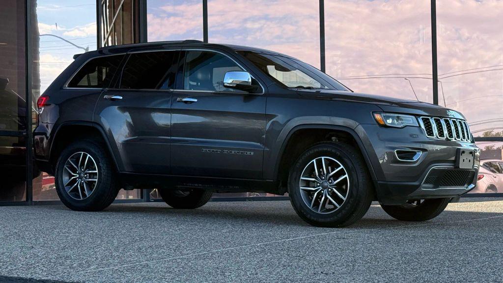 used 2019 Jeep Grand Cherokee car, priced at $17,990