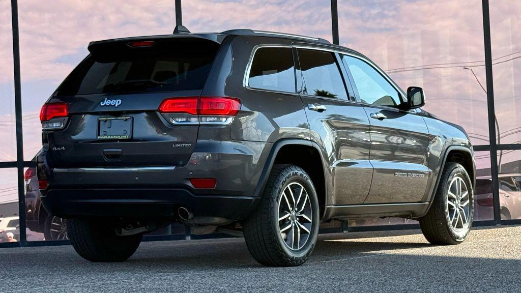 used 2019 Jeep Grand Cherokee car, priced at $17,990