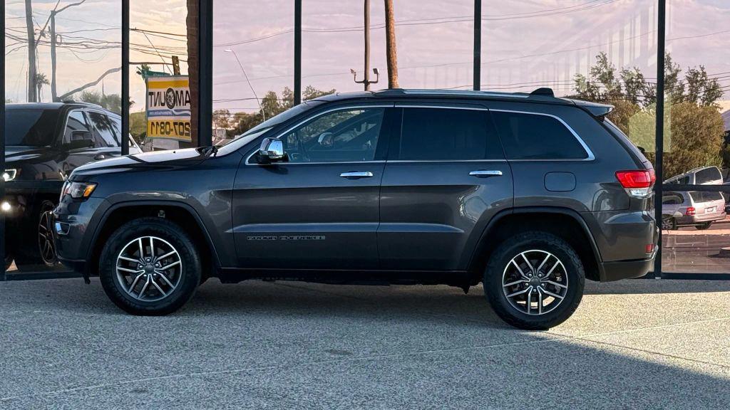 used 2019 Jeep Grand Cherokee car, priced at $17,990