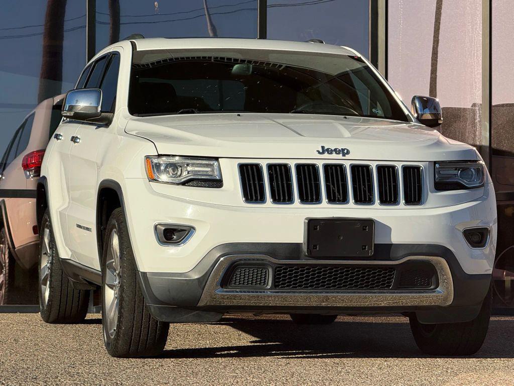 used 2015 Jeep Grand Cherokee car, priced at $14,990