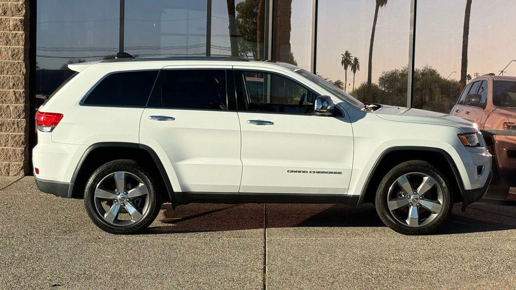 used 2015 Jeep Grand Cherokee car, priced at $14,990