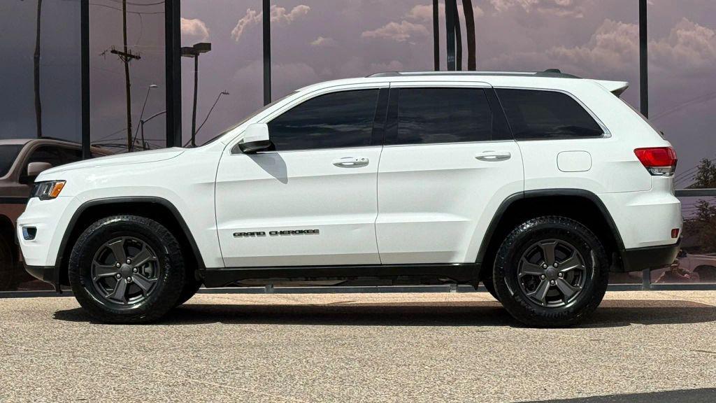 used 2017 Jeep Grand Cherokee car, priced at $13,990