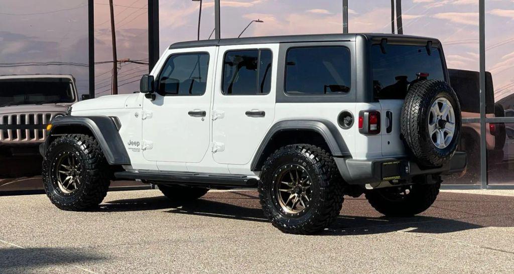 used 2018 Jeep Wrangler Unlimited car, priced at $22,990
