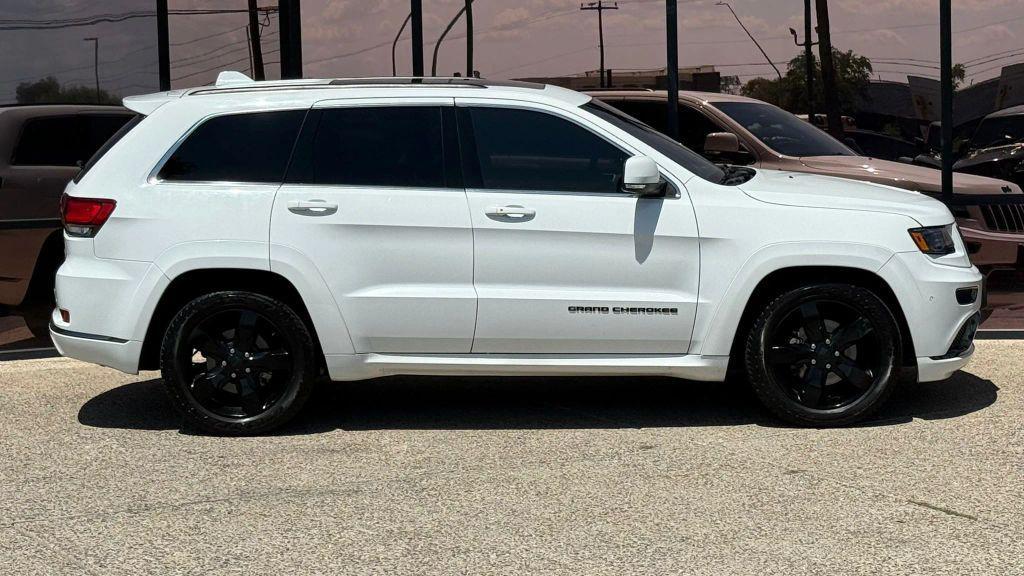 used 2015 Jeep Grand Cherokee car, priced at $14,990