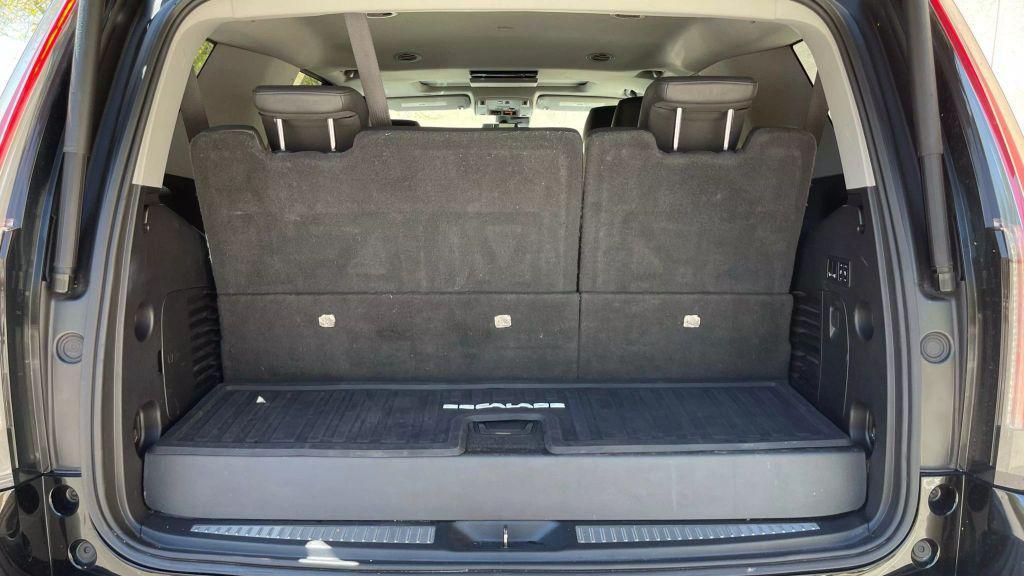 used 2020 Cadillac Escalade car, priced at $37,990