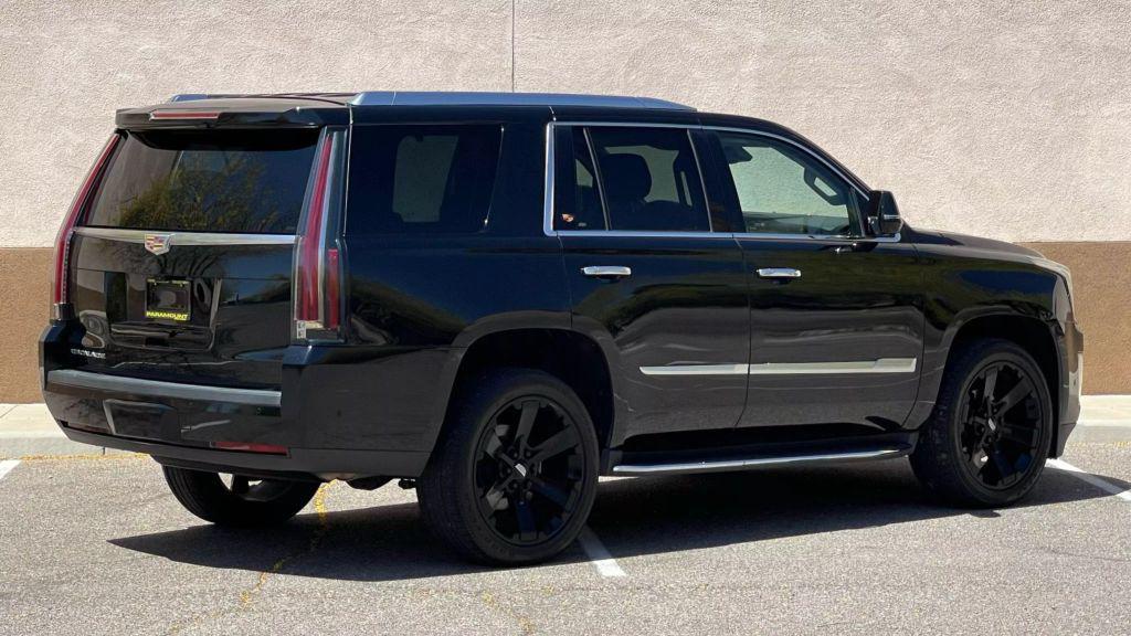 used 2020 Cadillac Escalade car, priced at $37,990
