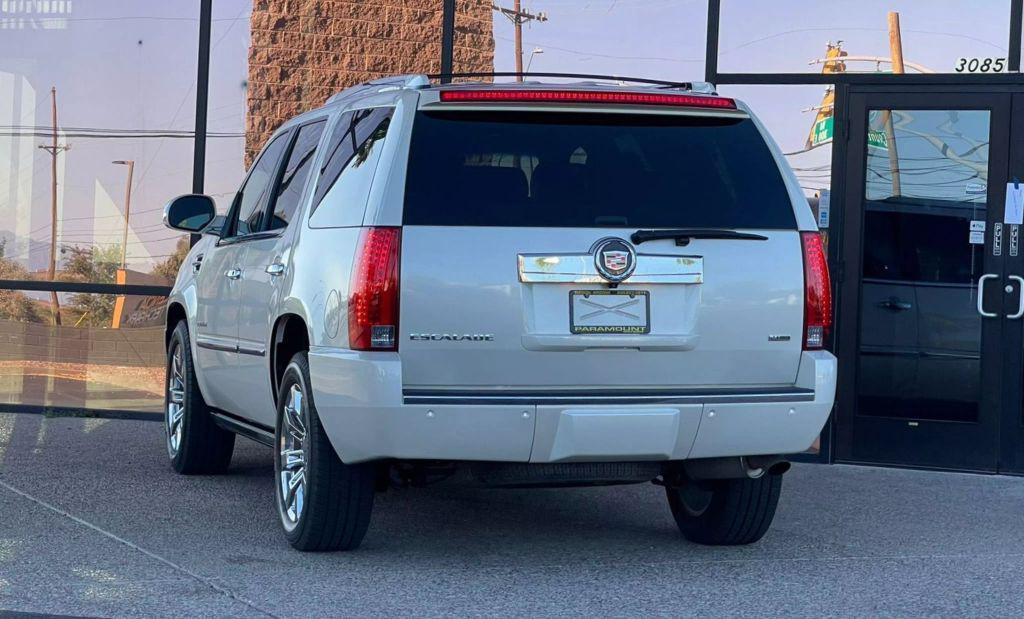 used 2011 Cadillac Escalade car, priced at $17,990