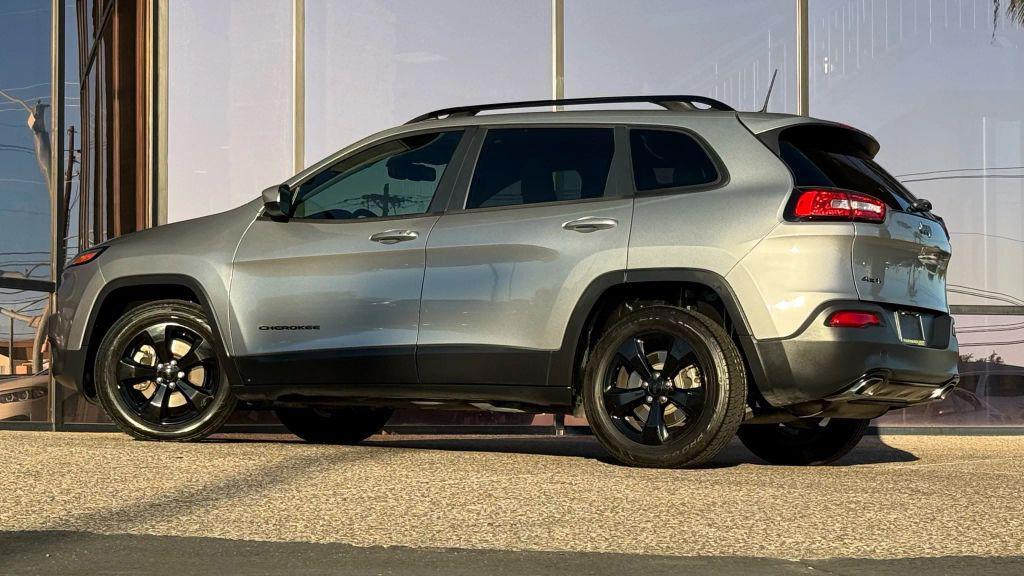 used 2016 Jeep Cherokee car, priced at $11,990