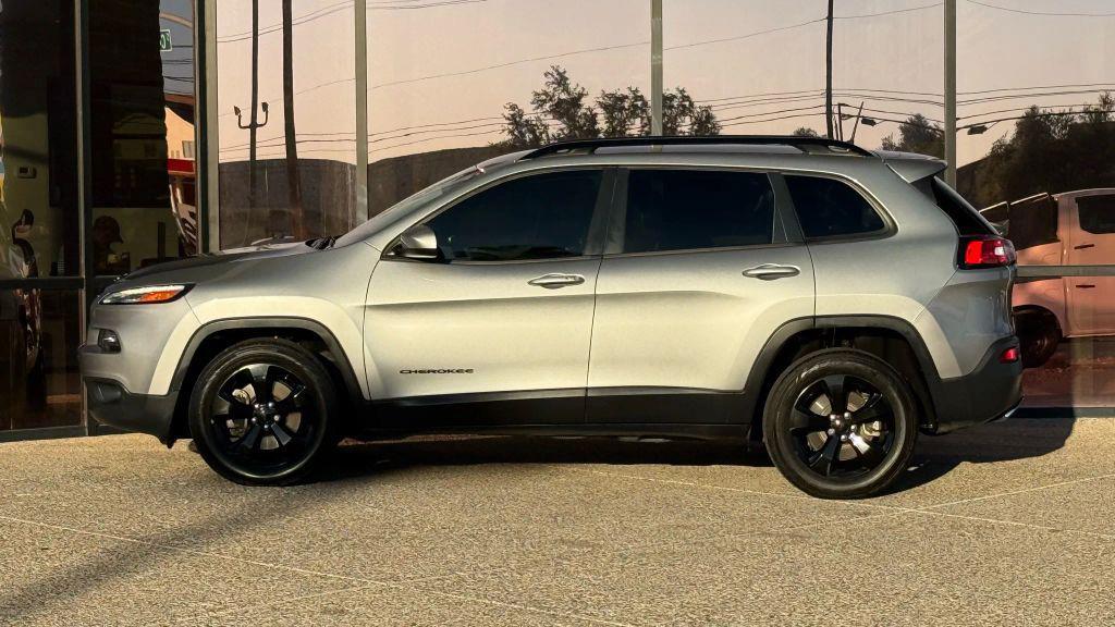 used 2016 Jeep Cherokee car, priced at $11,990