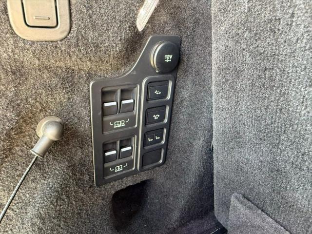 used 2019 Land Rover Discovery car, priced at $24,990