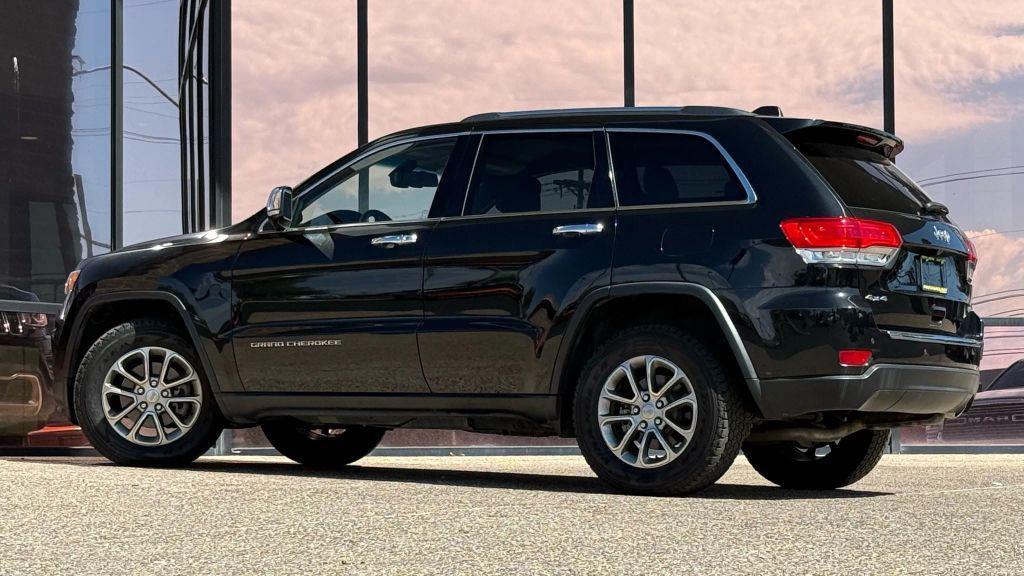 used 2015 Jeep Grand Cherokee car, priced at $13,990