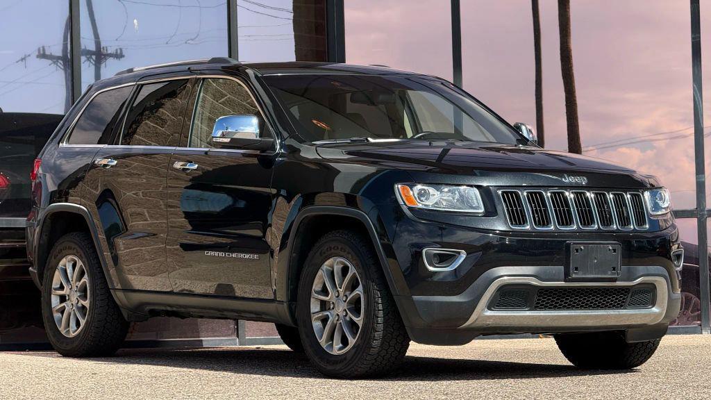 used 2015 Jeep Grand Cherokee car, priced at $13,990