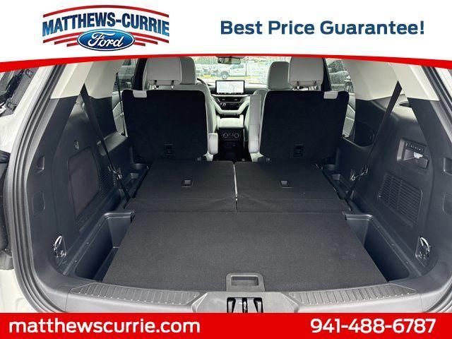 new 2025 Ford Explorer car, priced at $56,500