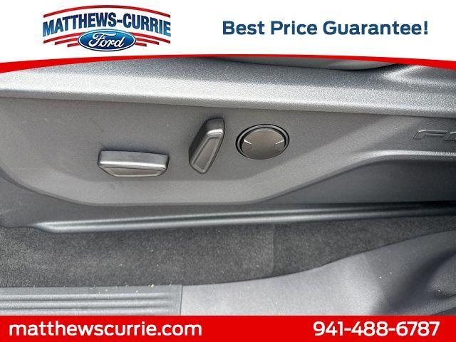 new 2025 Ford Expedition Max car