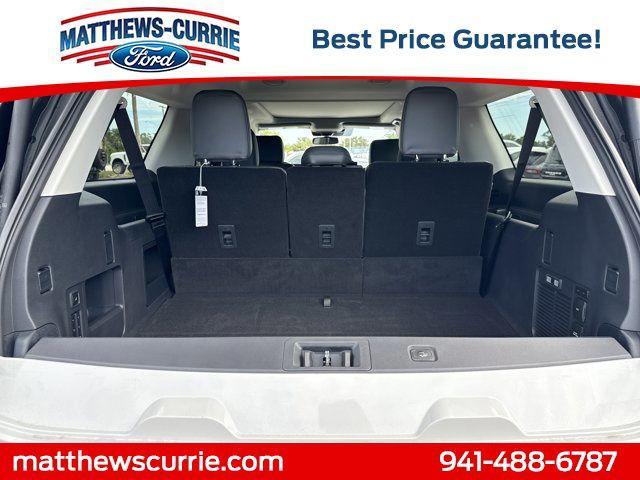 new 2025 Ford Expedition Max car
