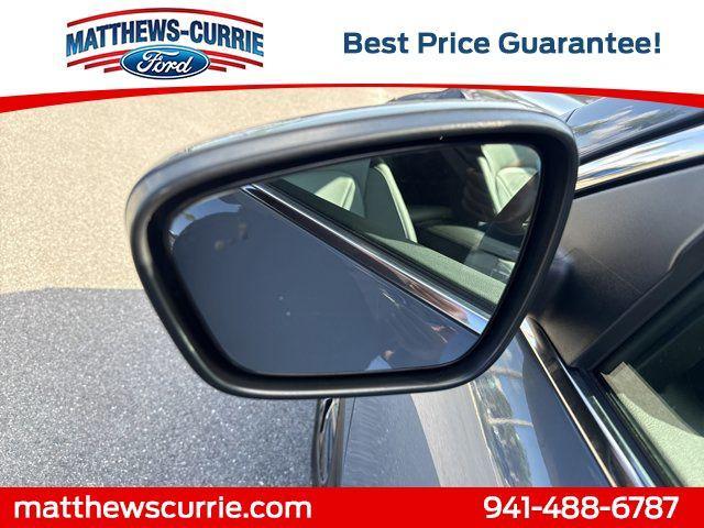 new 2025 Ford Escape PHEV car, priced at $33,497