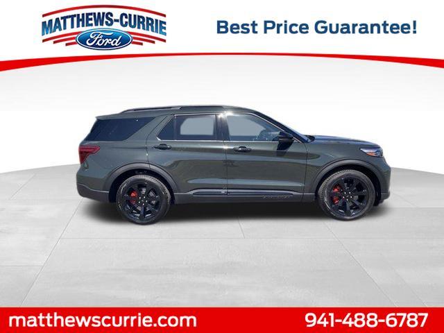 new 2024 Ford Explorer car, priced at $53,762