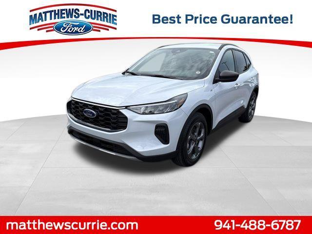 used 2025 Ford Escape car, priced at $27,900