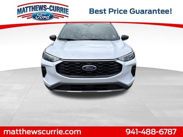 used 2025 Ford Escape car, priced at $27,900