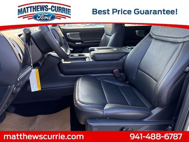 new 2025 Ford Expedition car, priced at $80,433