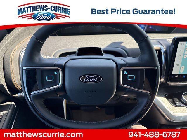new 2025 Ford Expedition car, priced at $80,433