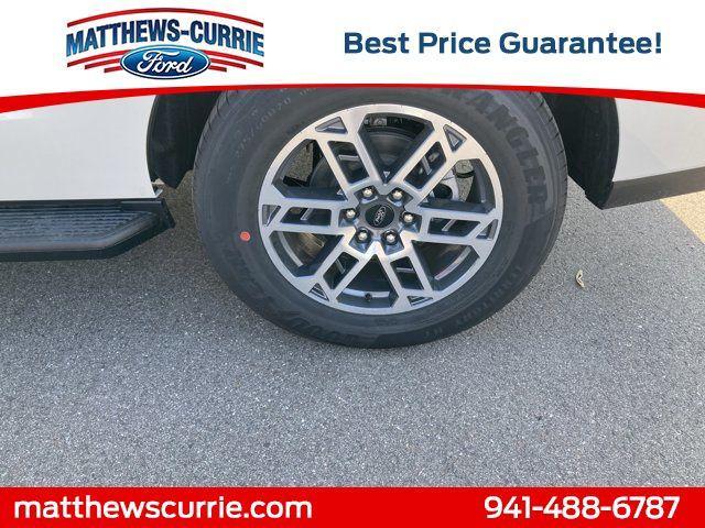 new 2025 Ford Expedition car, priced at $70,545