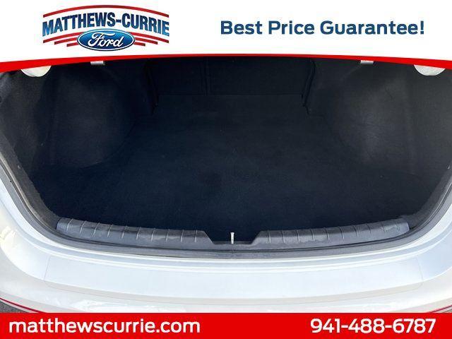 used 2022 Kia K5 car, priced at $21,400