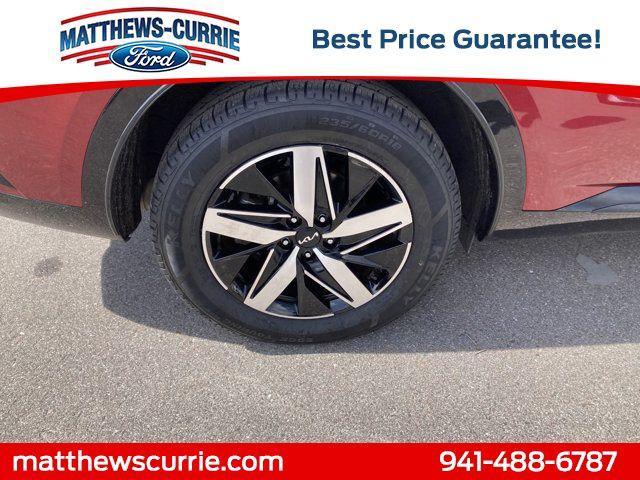 used 2022 Kia Sorento car, priced at $24,612