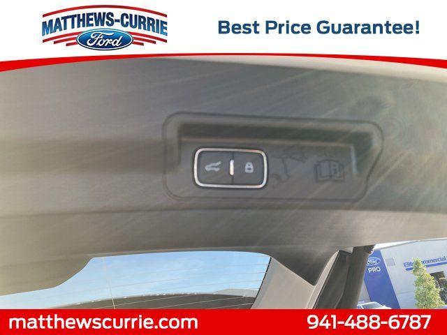 new 2025 Ford Explorer car, priced at $35,998