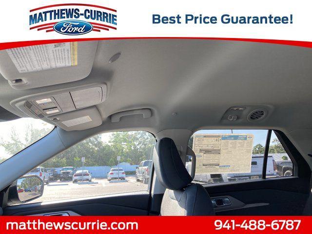 new 2025 Ford Explorer car, priced at $35,998