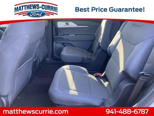 new 2025 Ford Explorer car, priced at $35,998