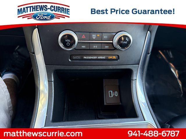 used 2024 Ford Edge car, priced at $29,356