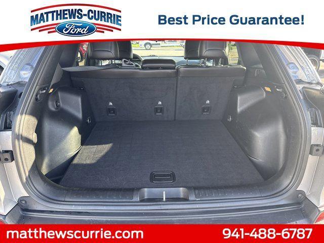 used 2020 Jeep Cherokee car, priced at $12,293