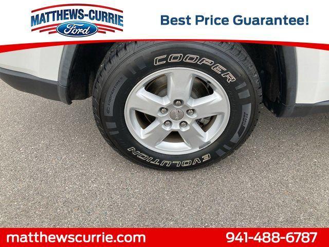 used 2013 Jeep Grand Cherokee car, priced at $11,827