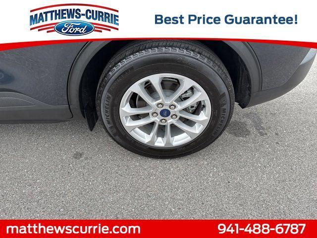 used 2022 Ford Escape car, priced at $20,900