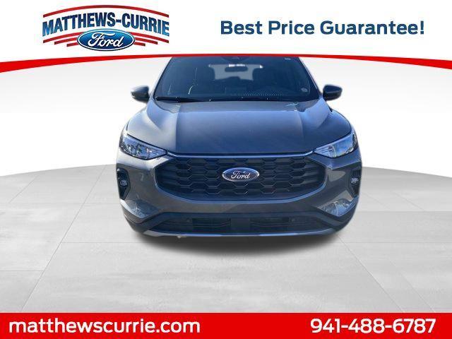 new 2025 Ford Escape car, priced at $30,200