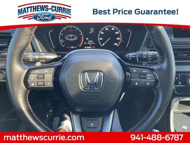 used 2023 Honda Pilot car, priced at $40,998