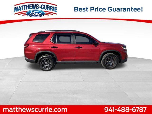 used 2023 Honda Pilot car, priced at $40,998