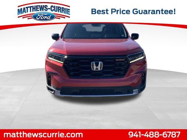 used 2023 Honda Pilot car, priced at $40,998