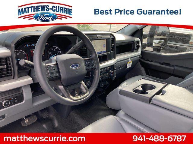 new 2025 Ford F-250 car, priced at $42,900