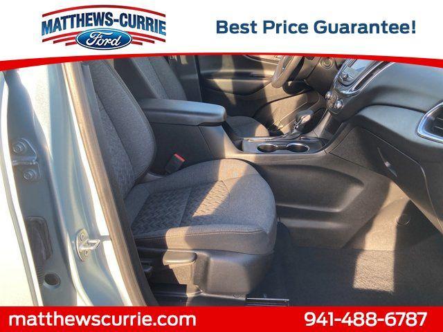 used 2022 Chevrolet Equinox car, priced at $19,700