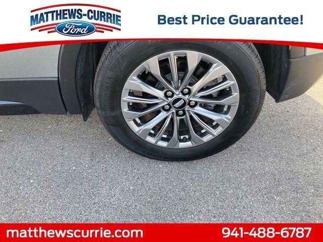 used 2025 Cadillac XT4 car, priced at $37,499